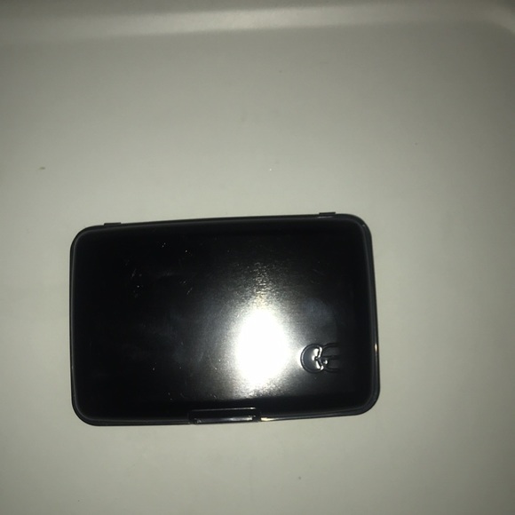 Wallets - Picture 4 of 4